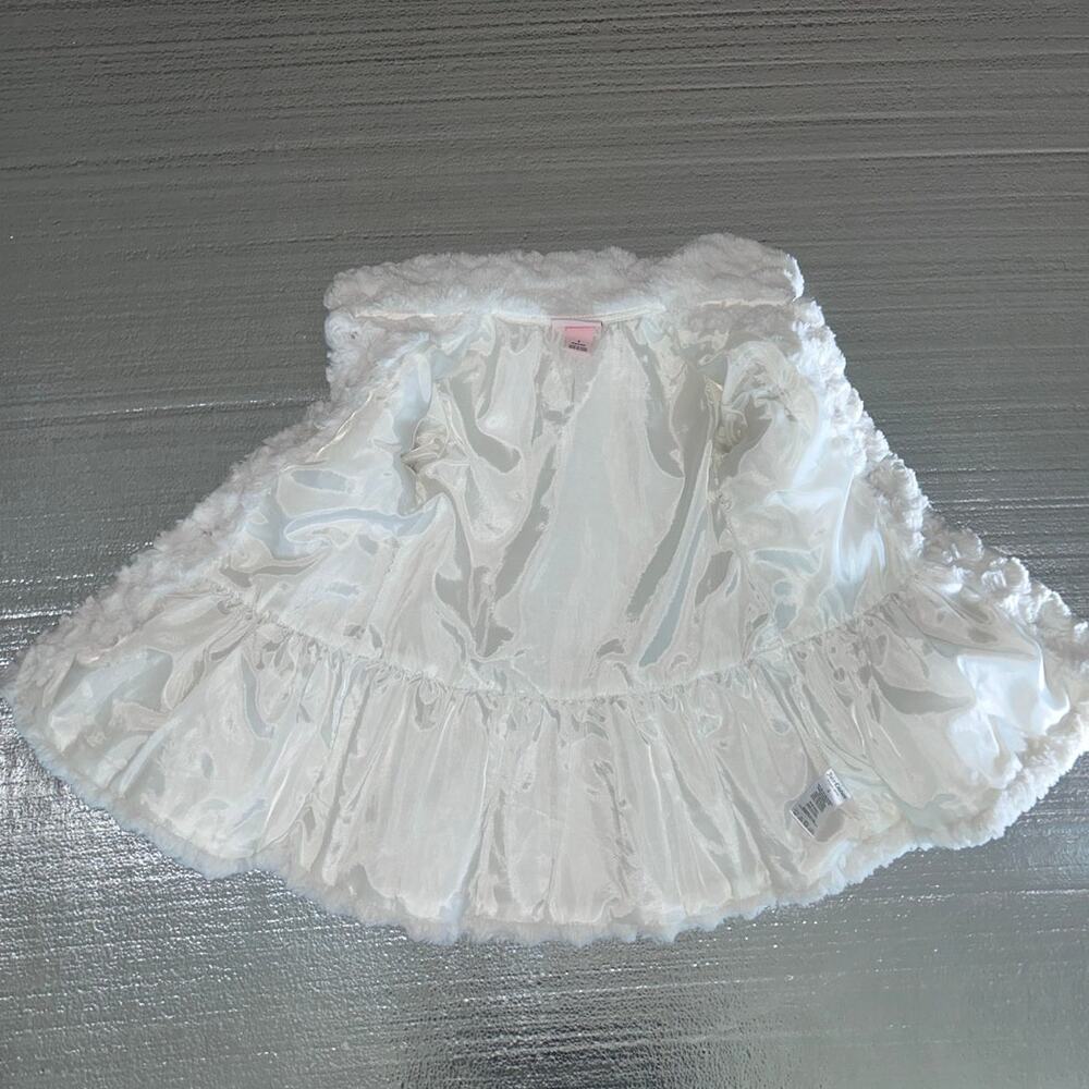Juicy Couture Girls White Faux Fur Coat Size 5 - Picture 6 of 11
